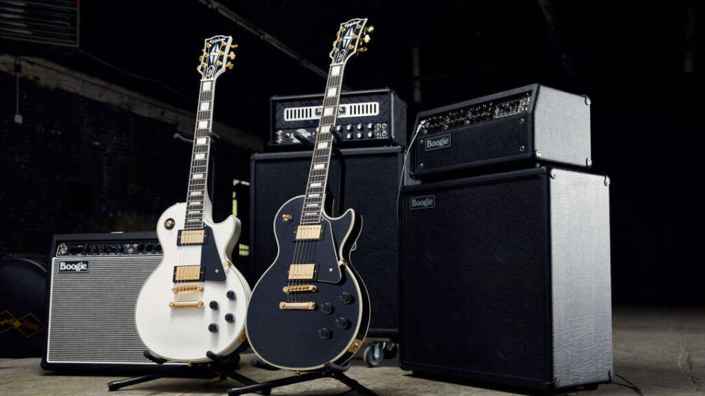 Epiphone Les Paul Custom Inspired By Gibson Custom in Alpine White and Ebony